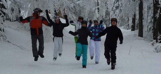 CITY SKI klienti sk��ou radost� v are�lu Skipark �erven� Voda