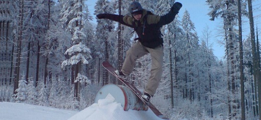 CITY SKI instruktor Tom� P�nek v snow parku �erven� Voda