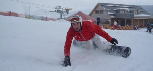 Pavel Tr�ala na snowboardu ve st�edisku �erven� Voda